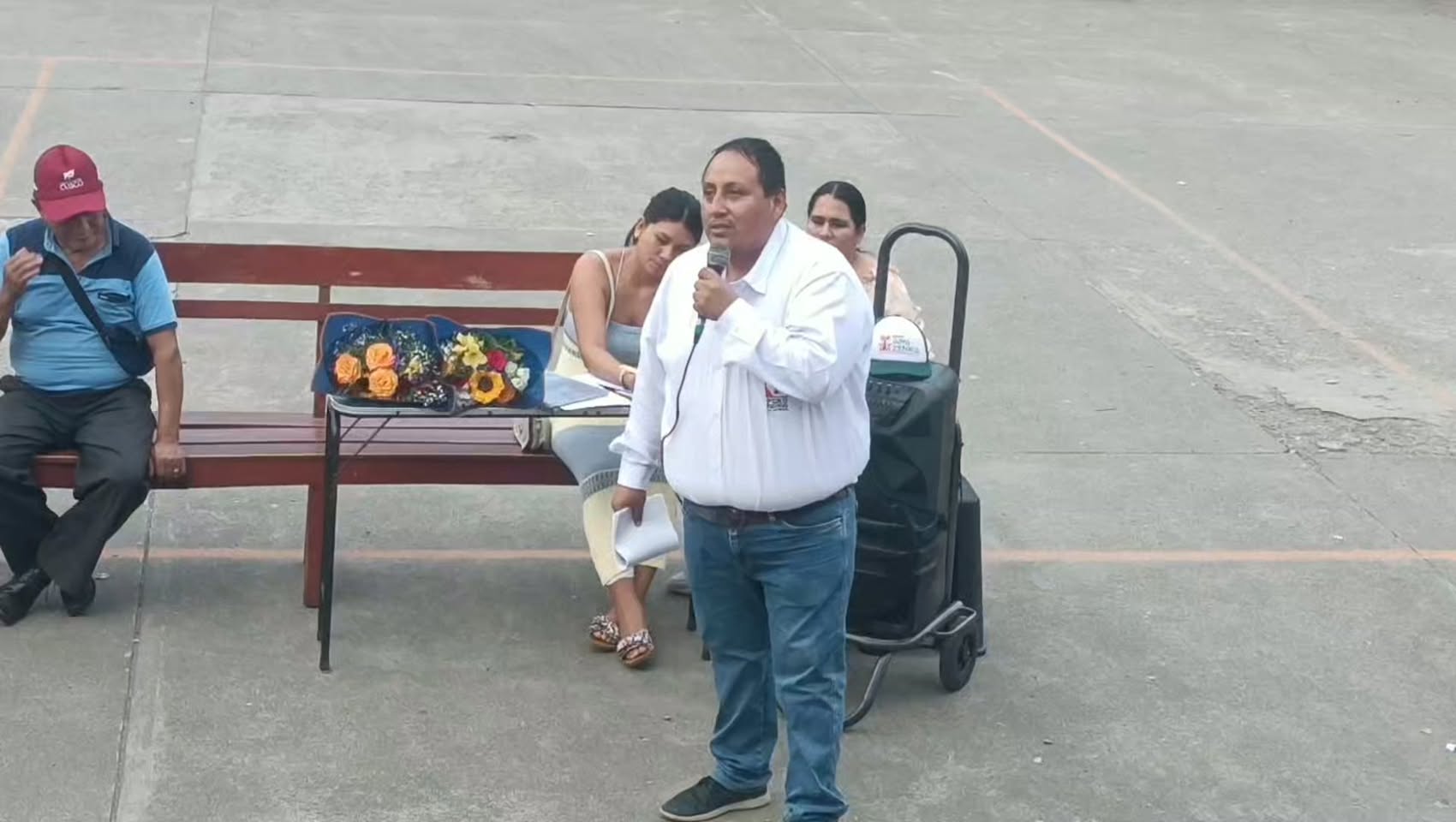 Alexis Pro presentando propuestas de obras para el desarrollo de La Convención